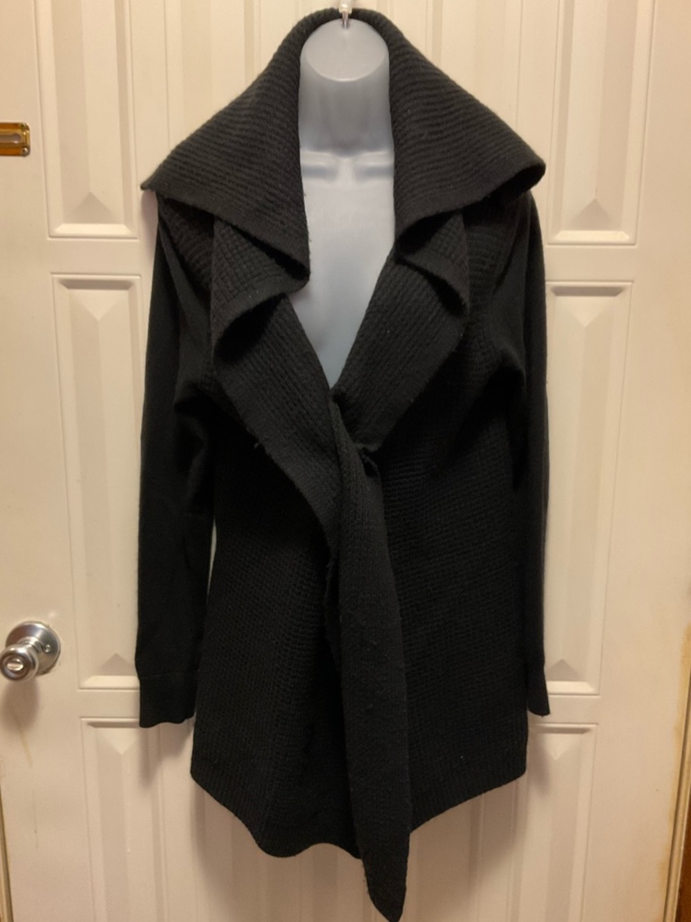 Willi Smith Cardigan Sweater Women Large Black extra fine Marano wool